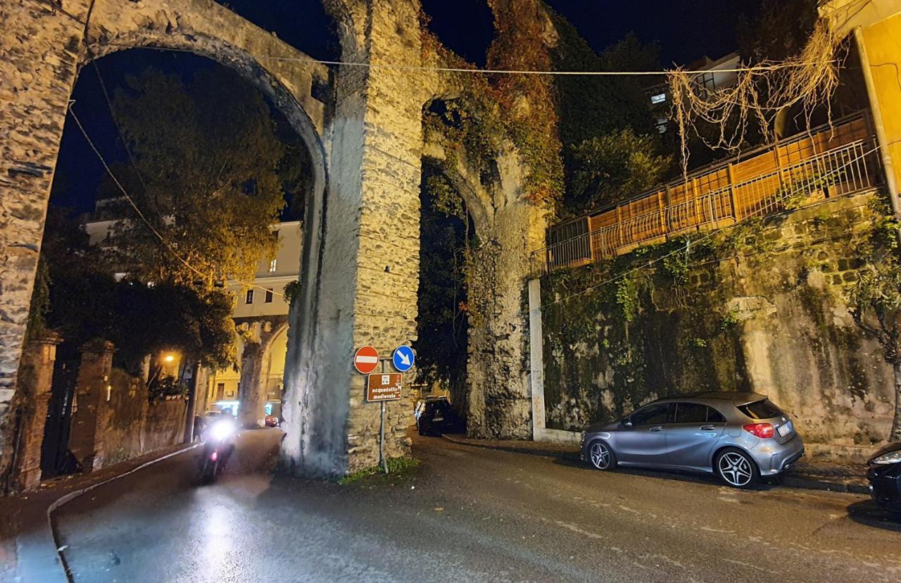 La Casa Sugli Archi Panzió Salerno Kültér fotó